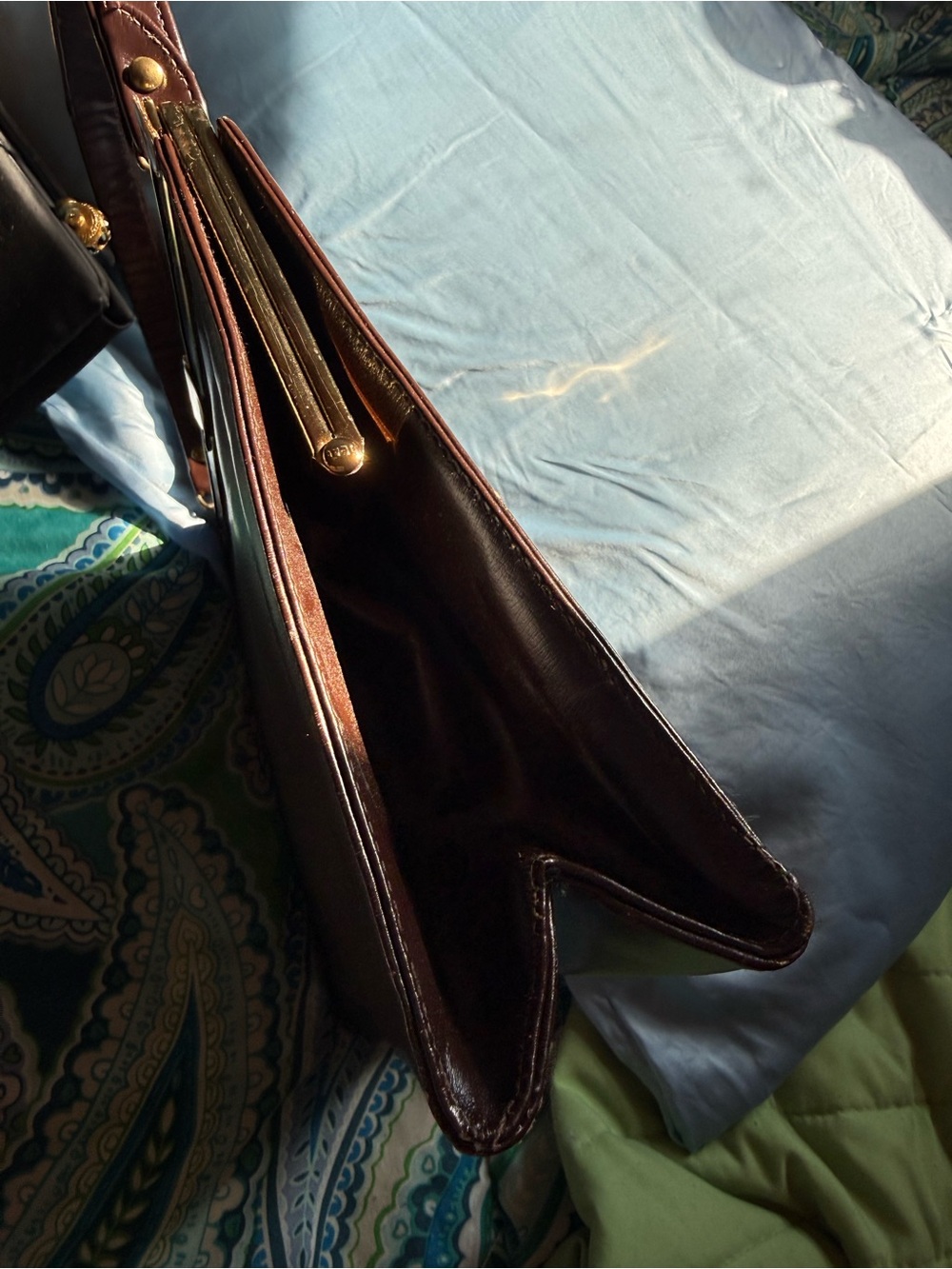 Classic Structured Vintage Women's Top-handle Bag in Dark Brown - Picture 4 of 7